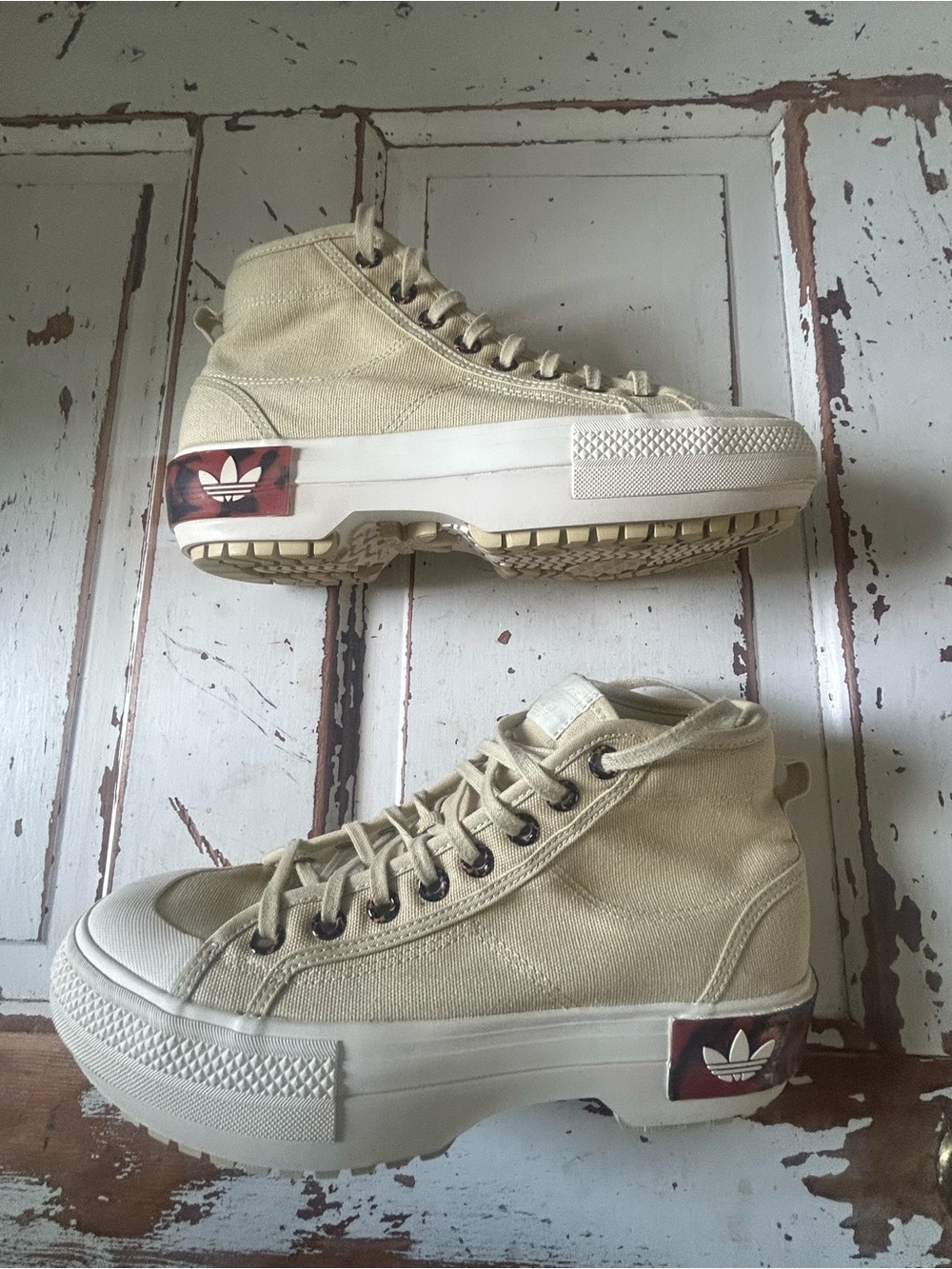 ADIDAS NIZZA TREK SNEAKER BOOTS Beige US Women's Shoes Size 9.5